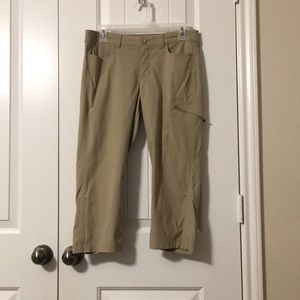 Eddie Bauer khaki capris pants
